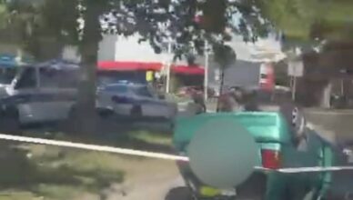 VIDEO Automobilom završio na krovu u Zagrebu: 'Jedan čovjek ozlijeđen, prevezli ga u bolnicu'