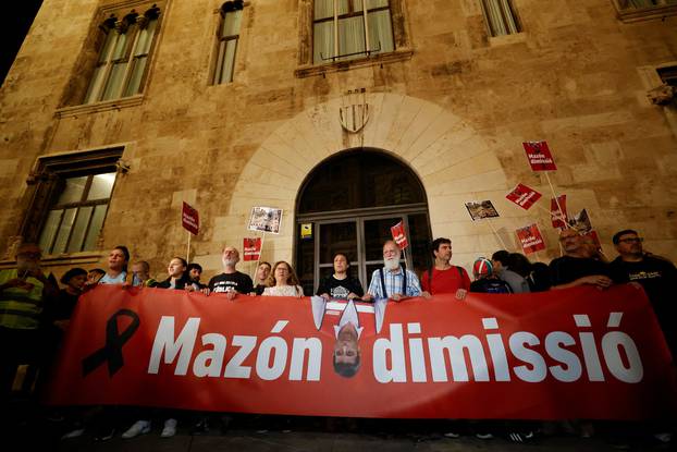 Protest against management of emergency response to the deadly floods in Valencia