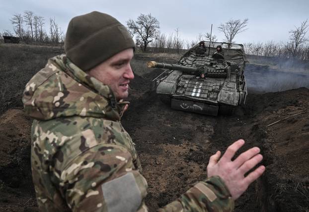 Ukrainian servicemen attend a training in Zaporizhzhia region