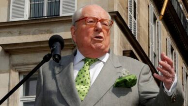 Umro je Jean-Marie Le Pen